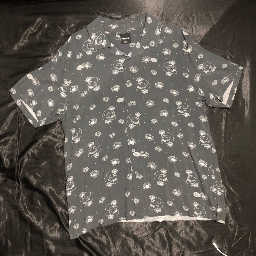 RSQ Casual Blue and White Button Down Shirt